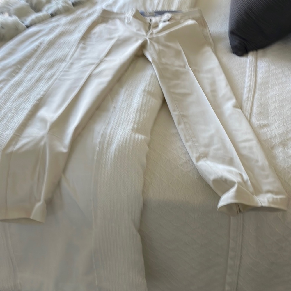 J Crew, cream, slim boyfriend chino. Cotton